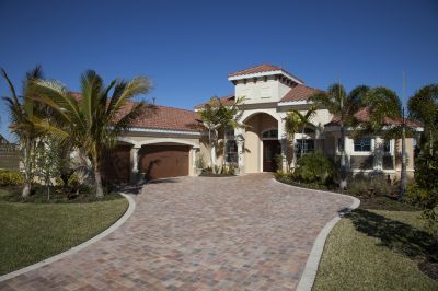 Benefits Of Brick And Stone Driveways For Commercial Properties